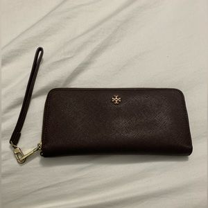 Tory Burch wristlet wallet with strap